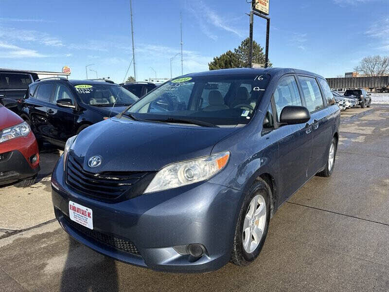2014 TOYOTA Sienna
