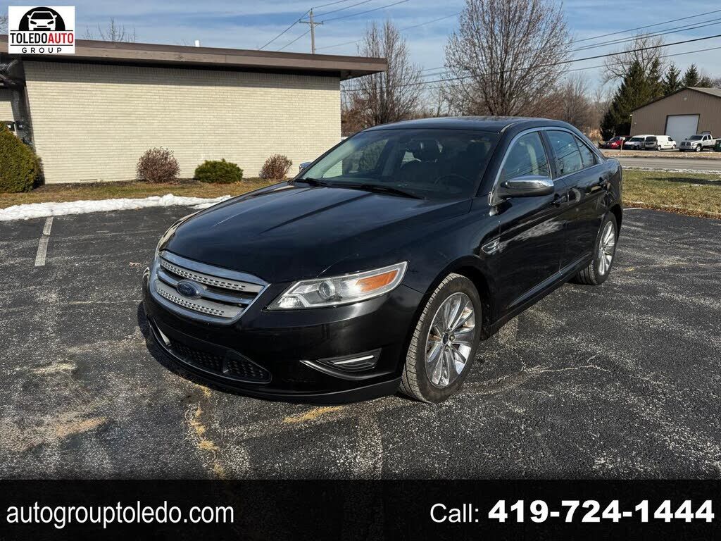 2010 FORD Taurus