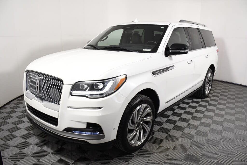 2023 LINCOLN Navigator