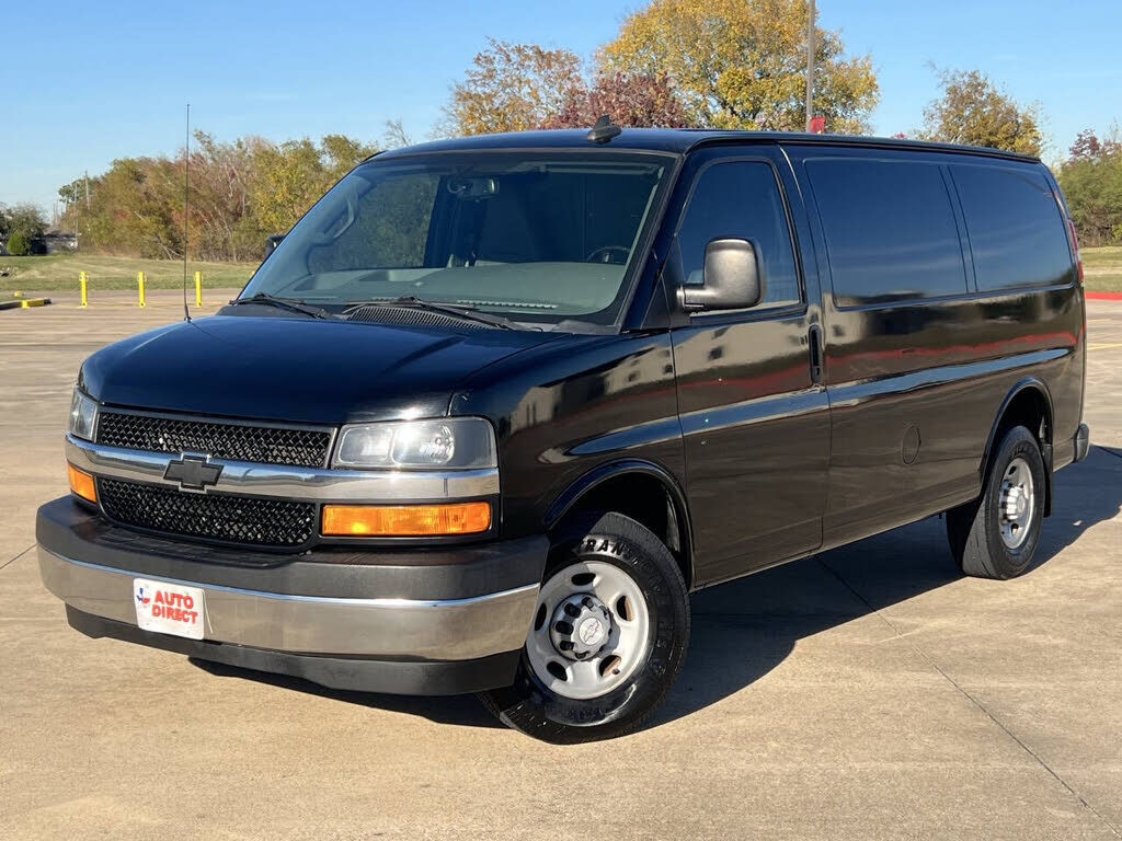 2017 CHEVROLET Express