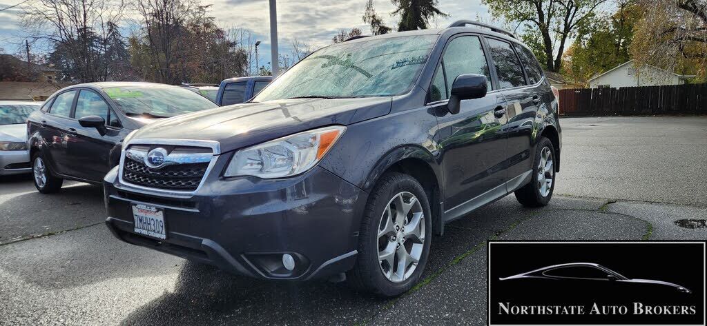 2015 SUBARU Forester