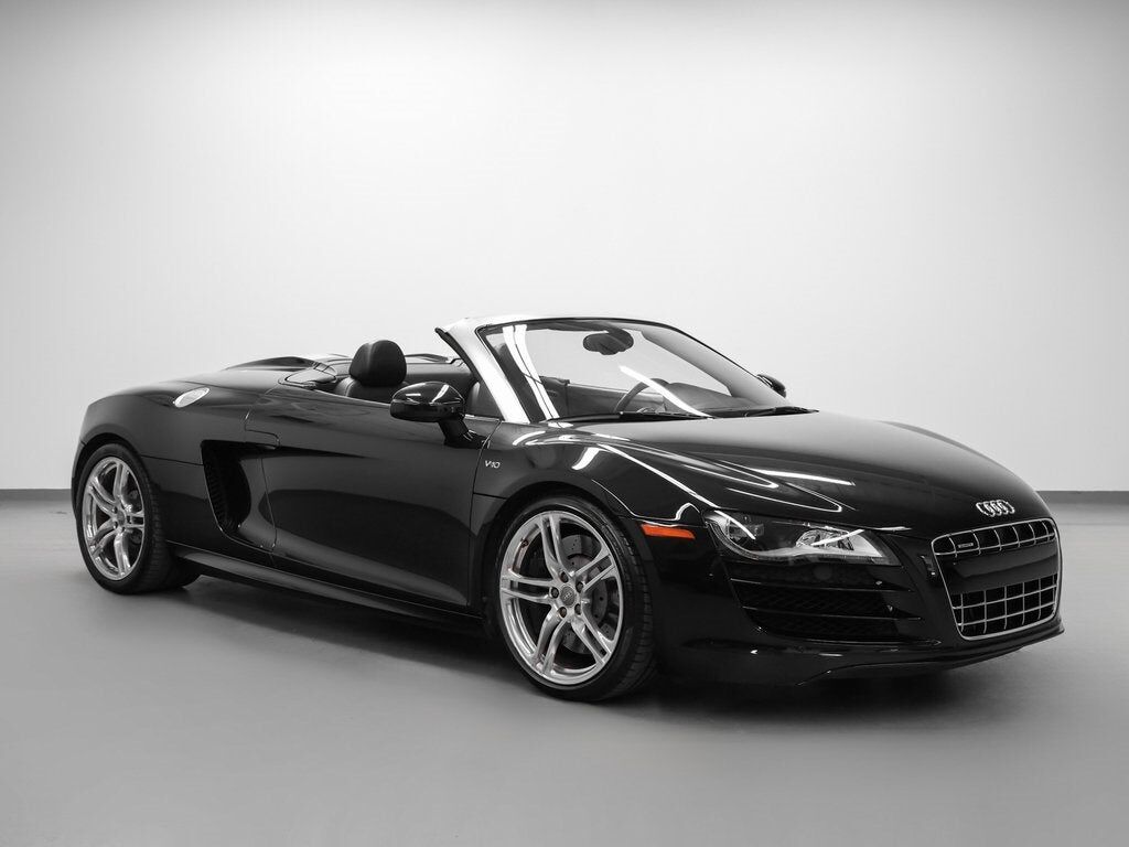 2011 AUDI R8