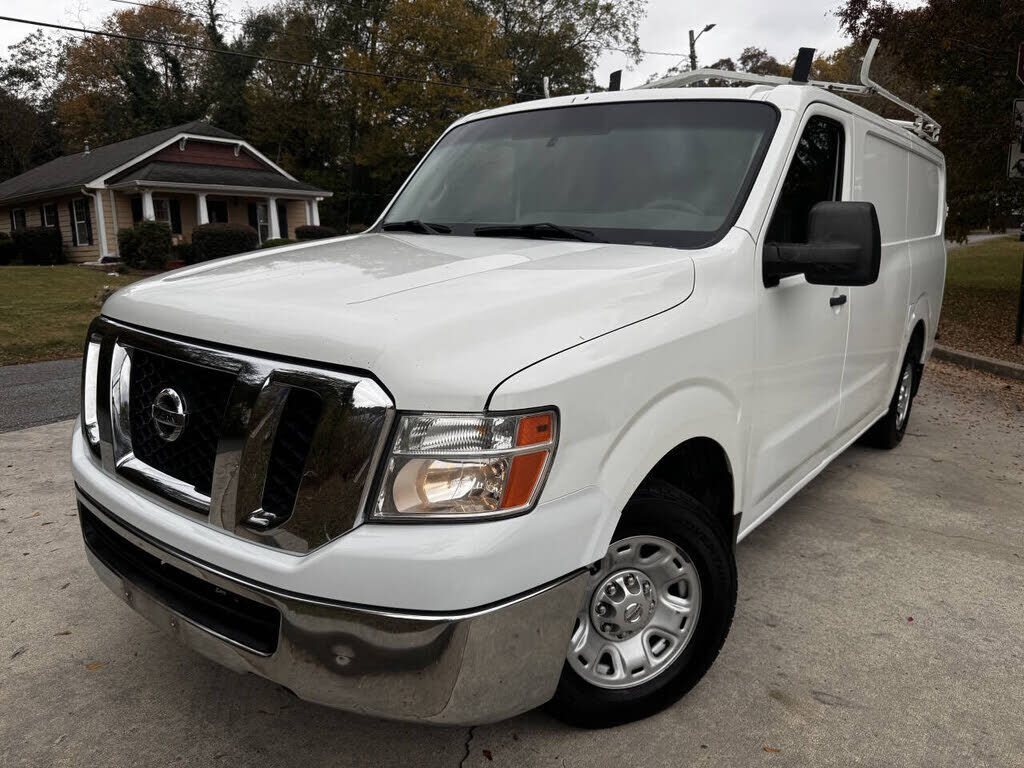 Nissan NV