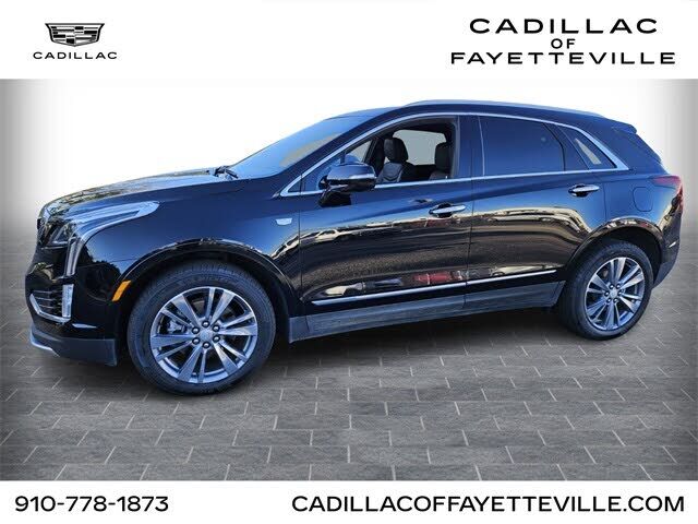 2025 CADILLAC XT5