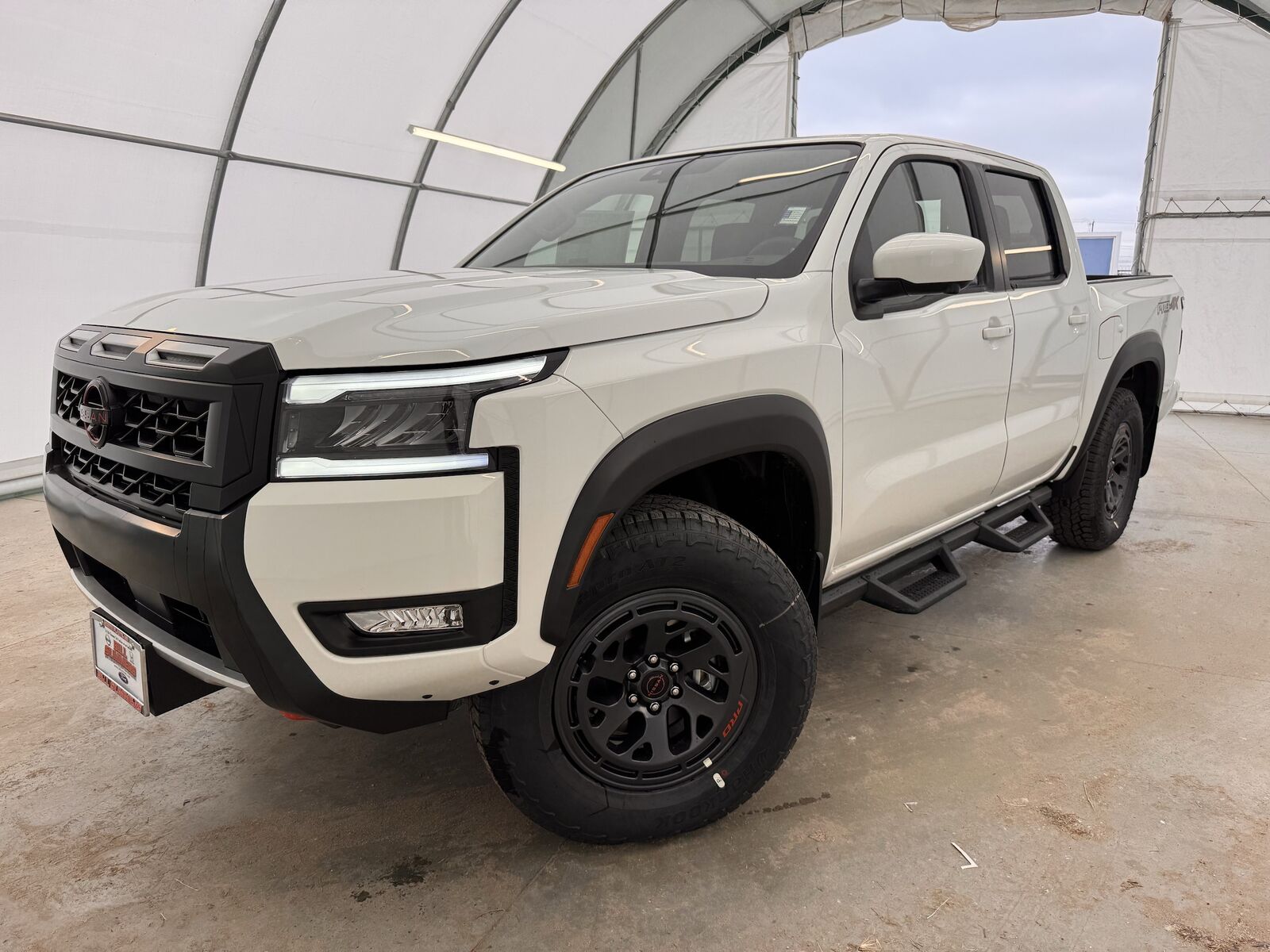 2026 NISSAN Frontier