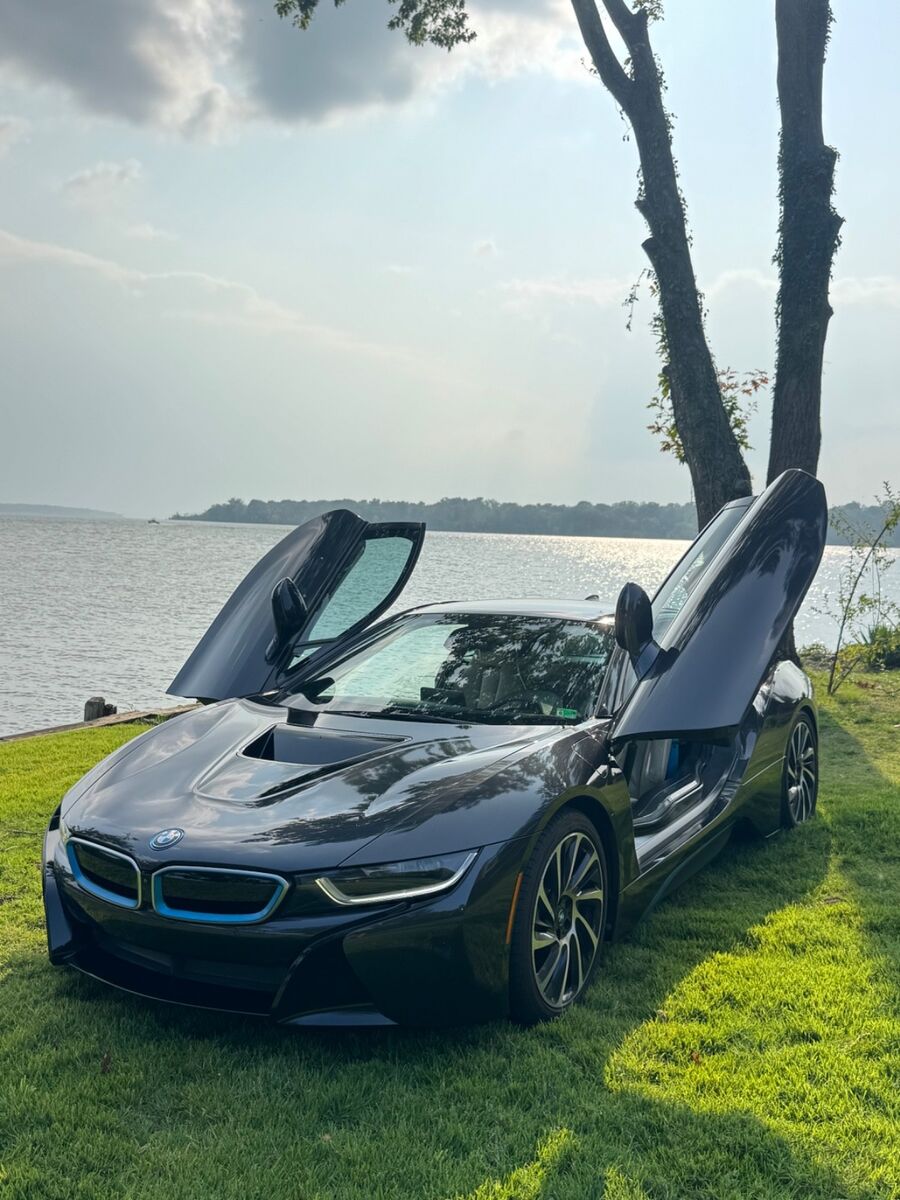 BMW i8