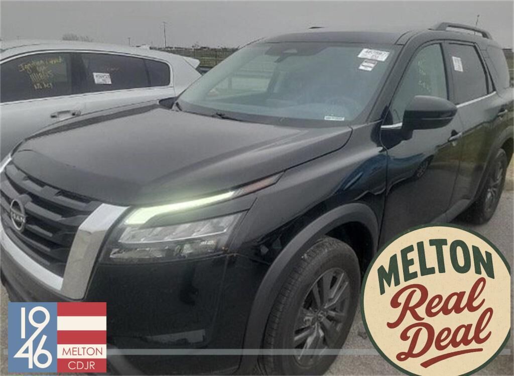 2023 NISSAN Pathfinder