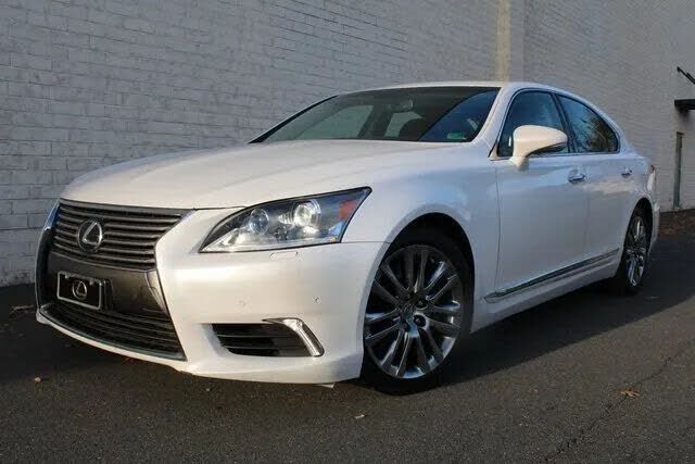 Lexus LS
