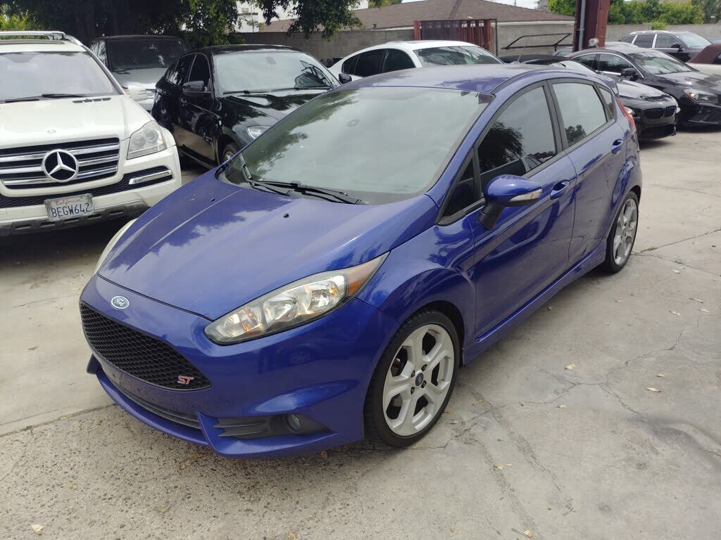 2015 FORD Fiesta