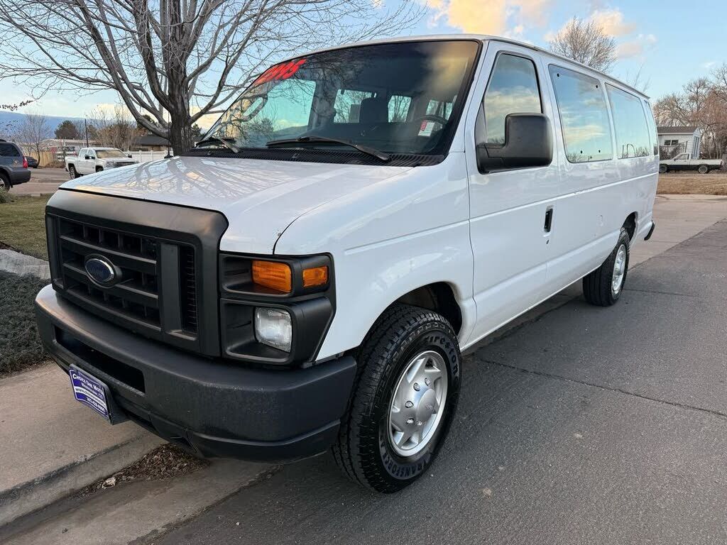 2010 FORD E-350