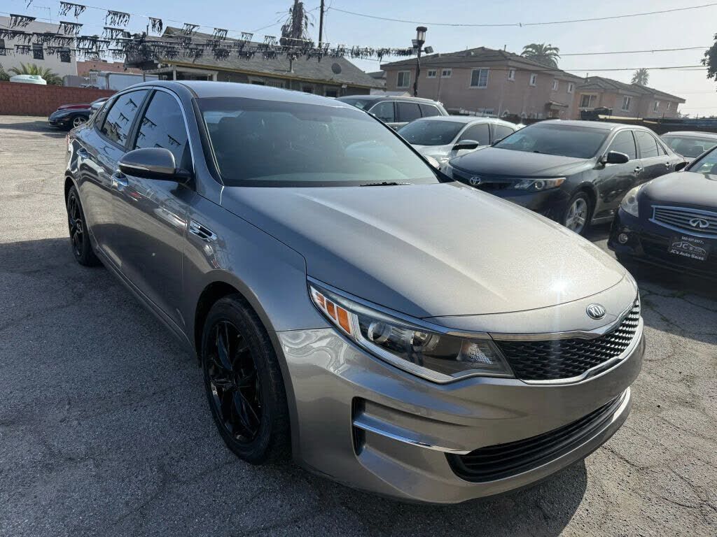 2018 KIA Optima