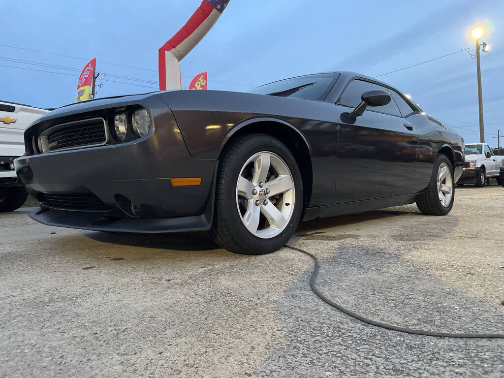 2013 DODGE Challenger