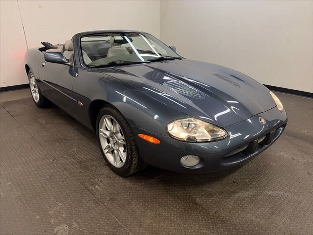 2001 JAGUAR XKR