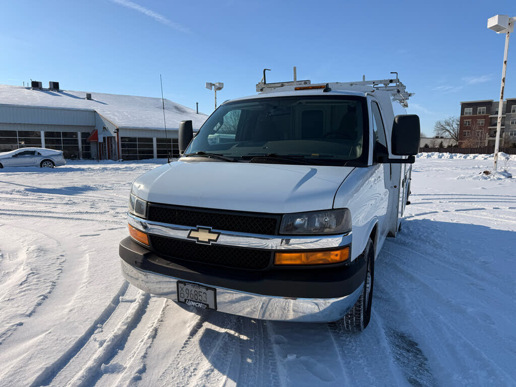 2019 CHEVROLET Express