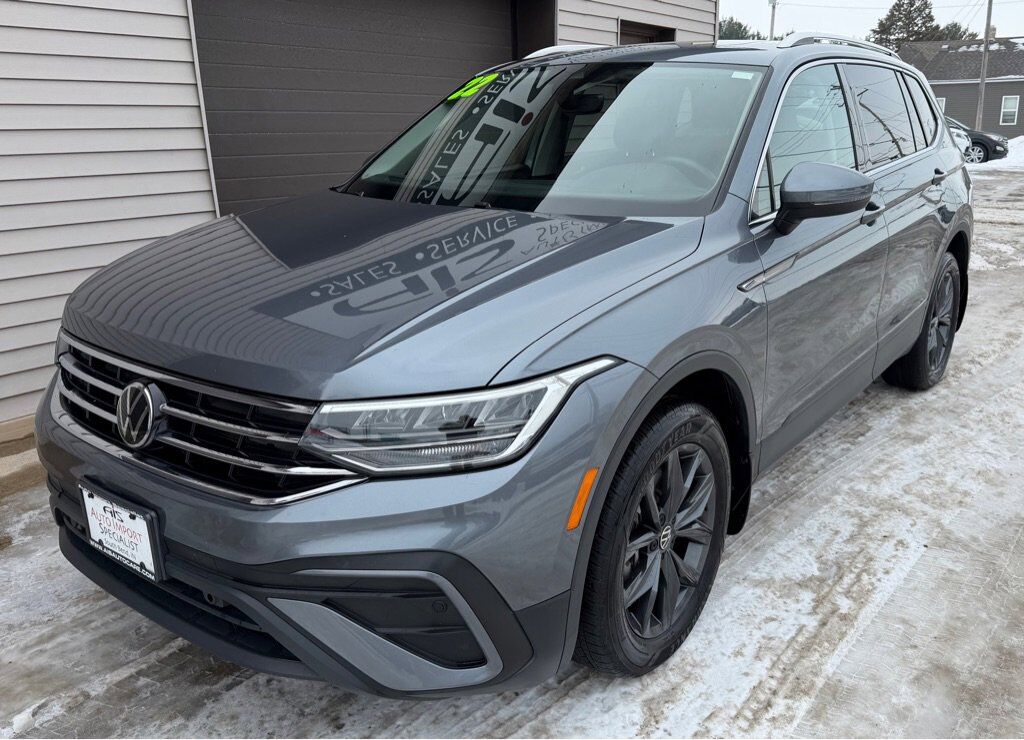2022 VOLKSWAGEN Tiguan