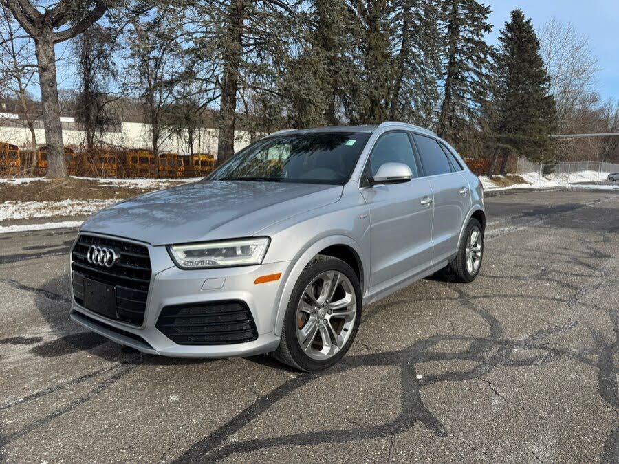 2016 AUDI Q3