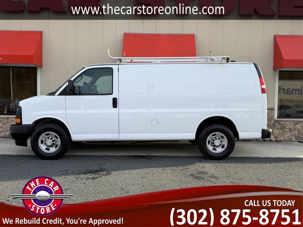 2017 CHEVROLET Express