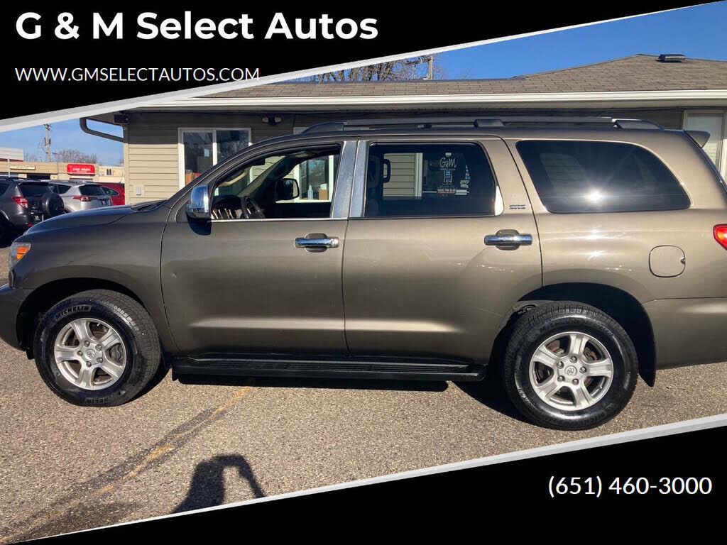 2011 TOYOTA Sequoia