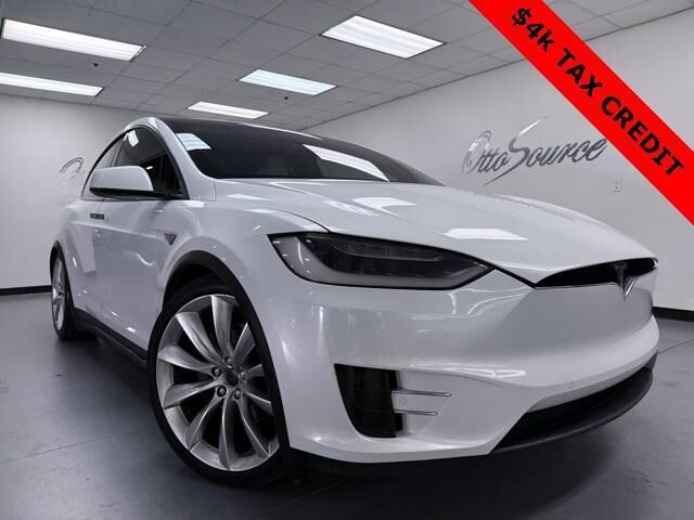 2016 TESLA Model X