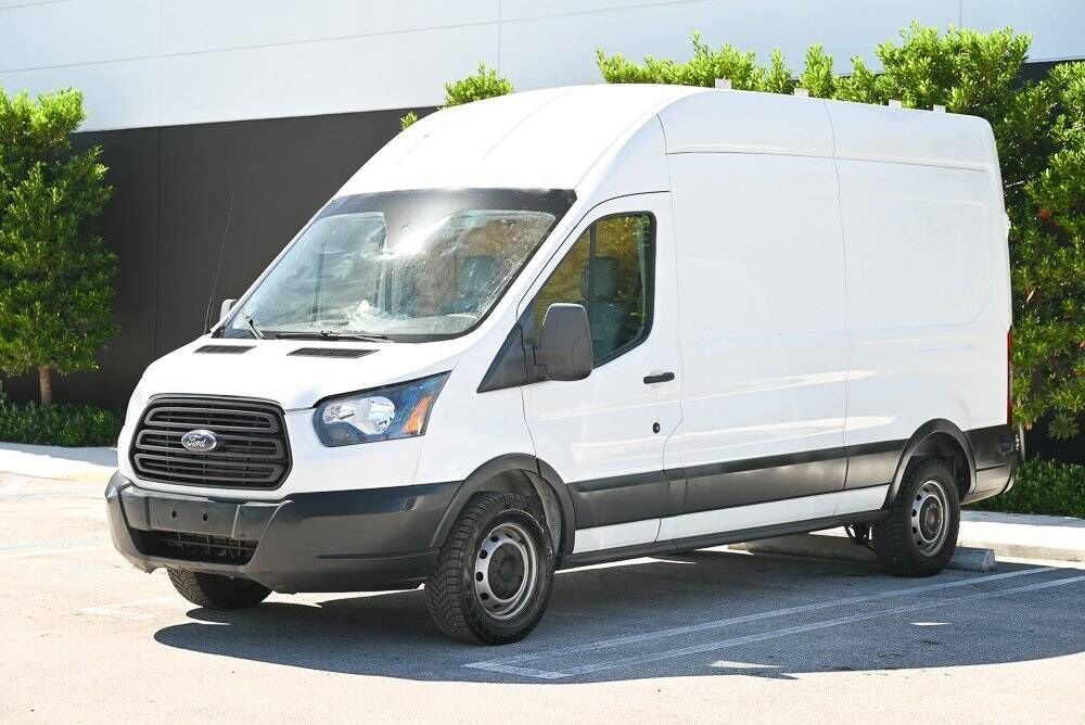 2018 FORD Transit