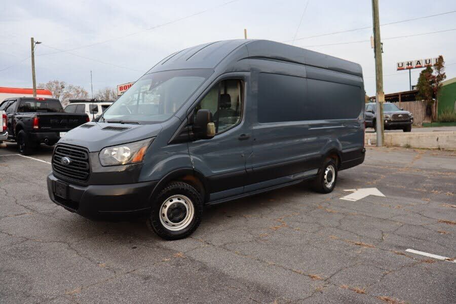 2019 FORD Transit