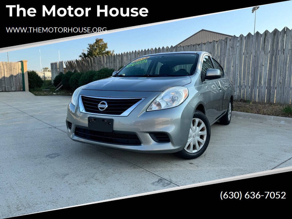 2013 NISSAN Versa