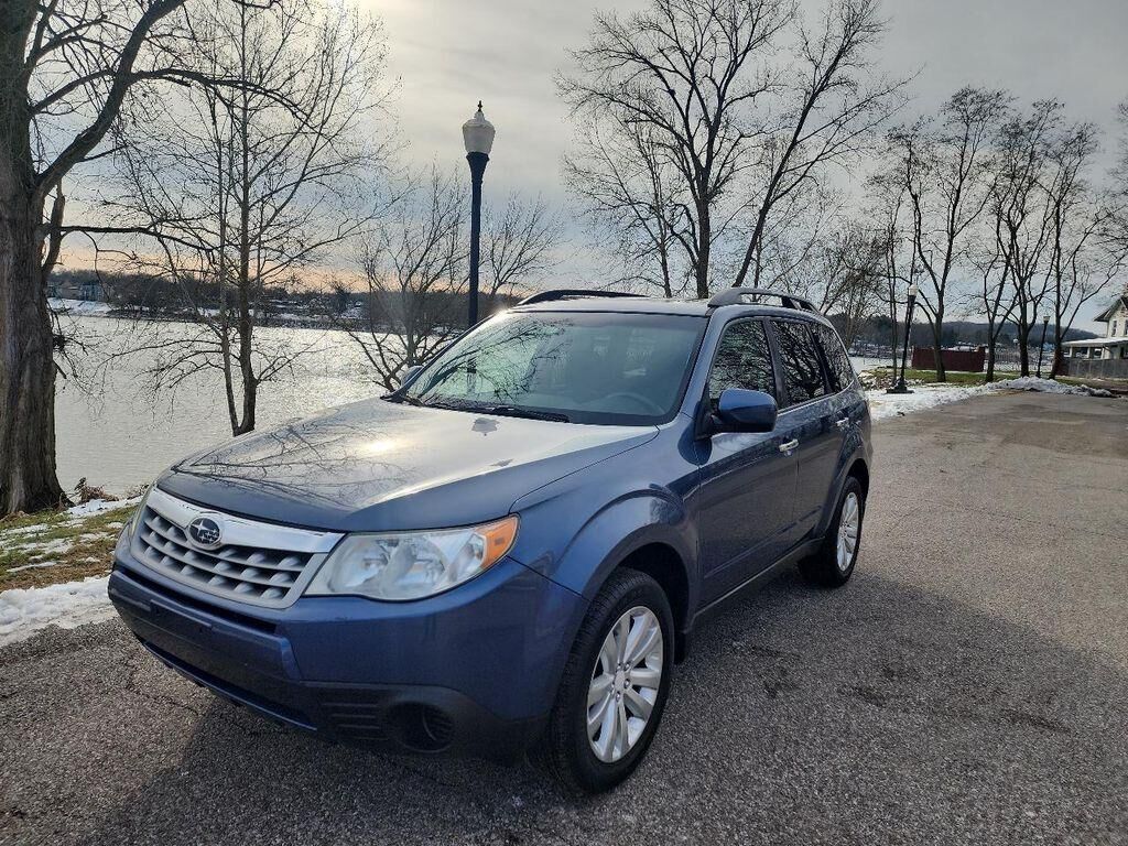 2011 SUBARU Forester