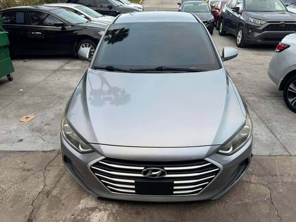 2017 HYUNDAI Elantra
