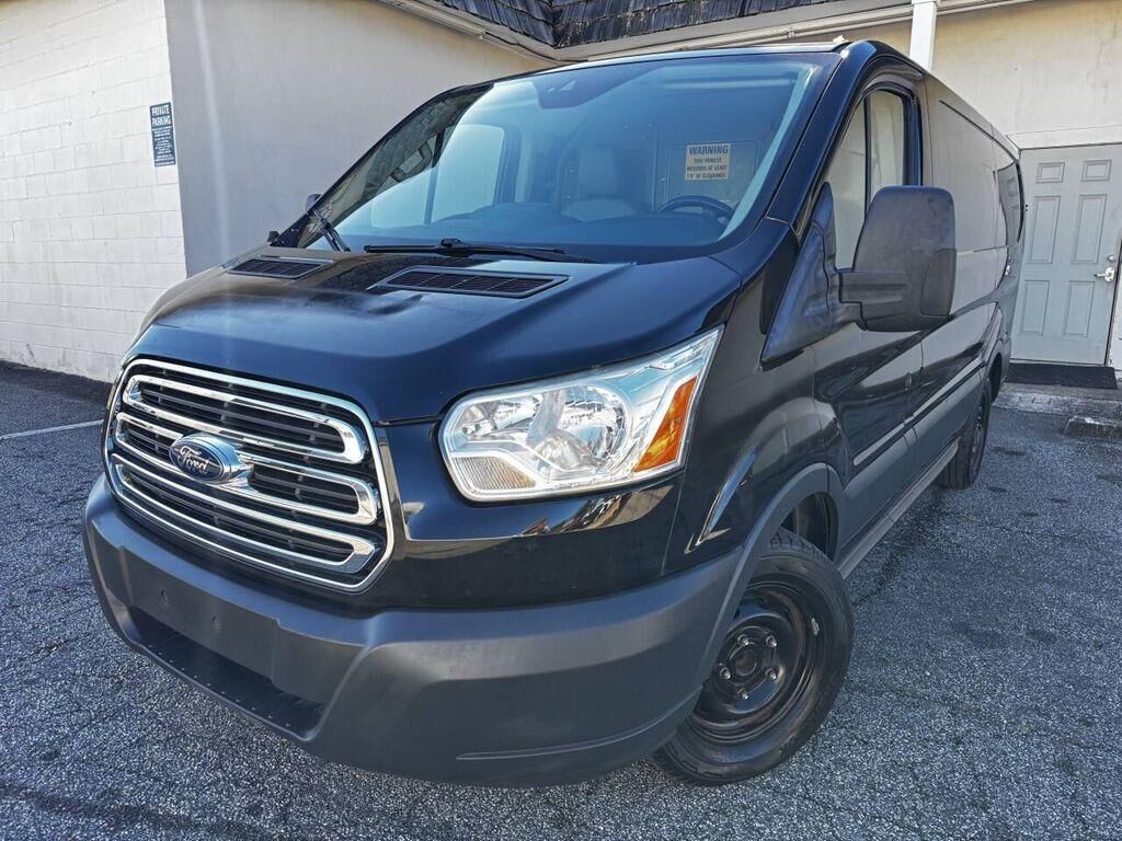 2017 FORD Transit