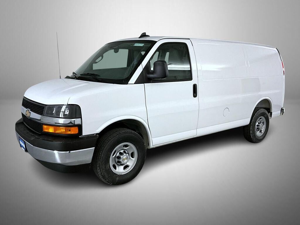 2025 CHEVROLET Express