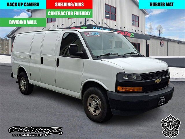 2020 CHEVROLET Express
