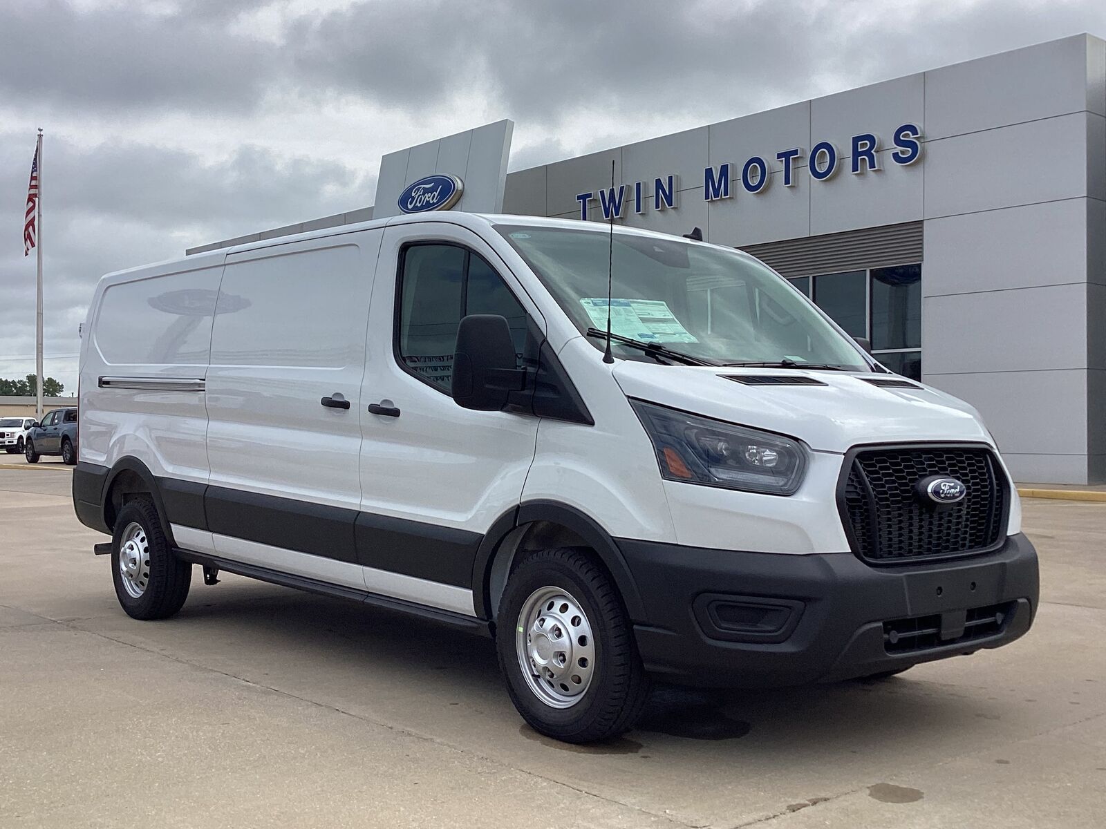 2025 FORD Transit