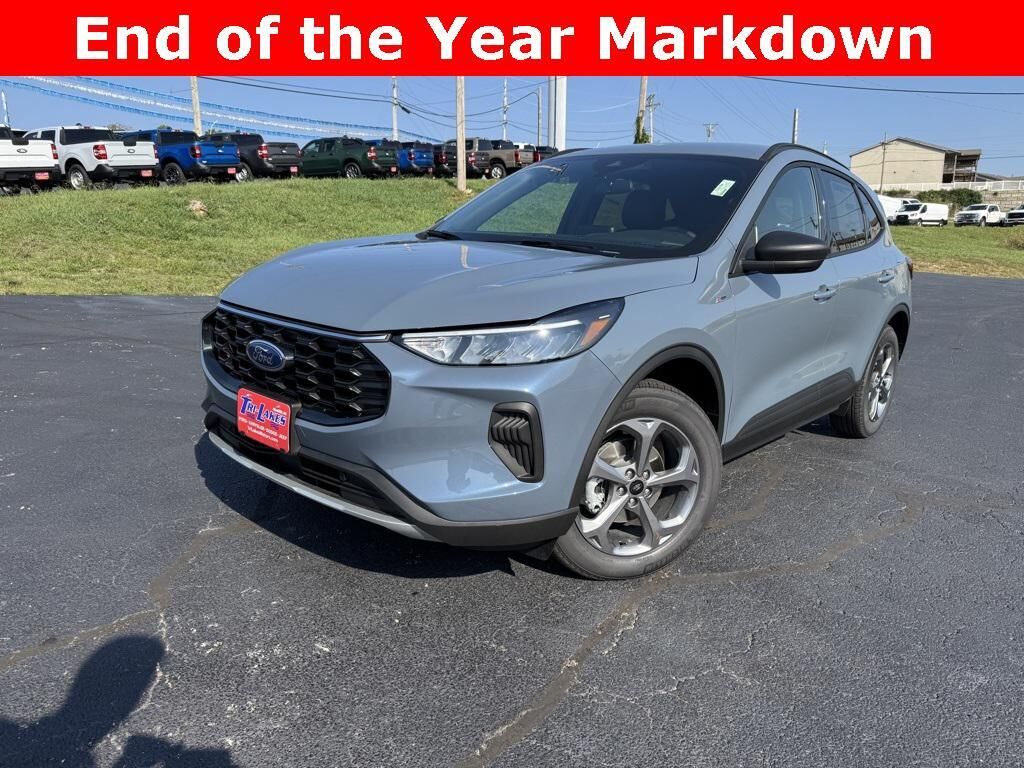 2026 FORD Escape