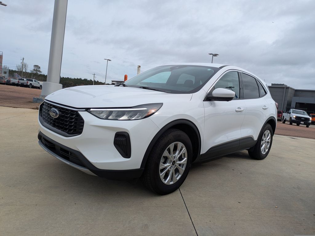 2023 FORD Escape