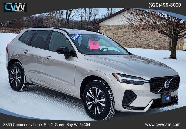 2025 VOLVO XC60
