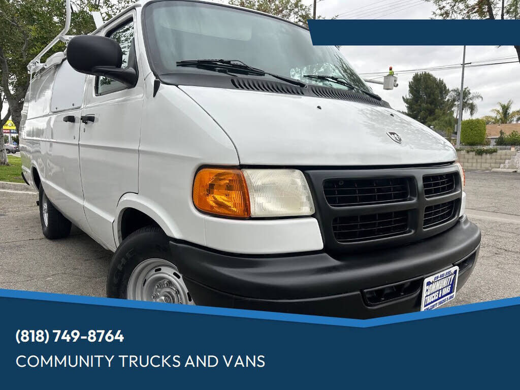 Dodge Ram Van