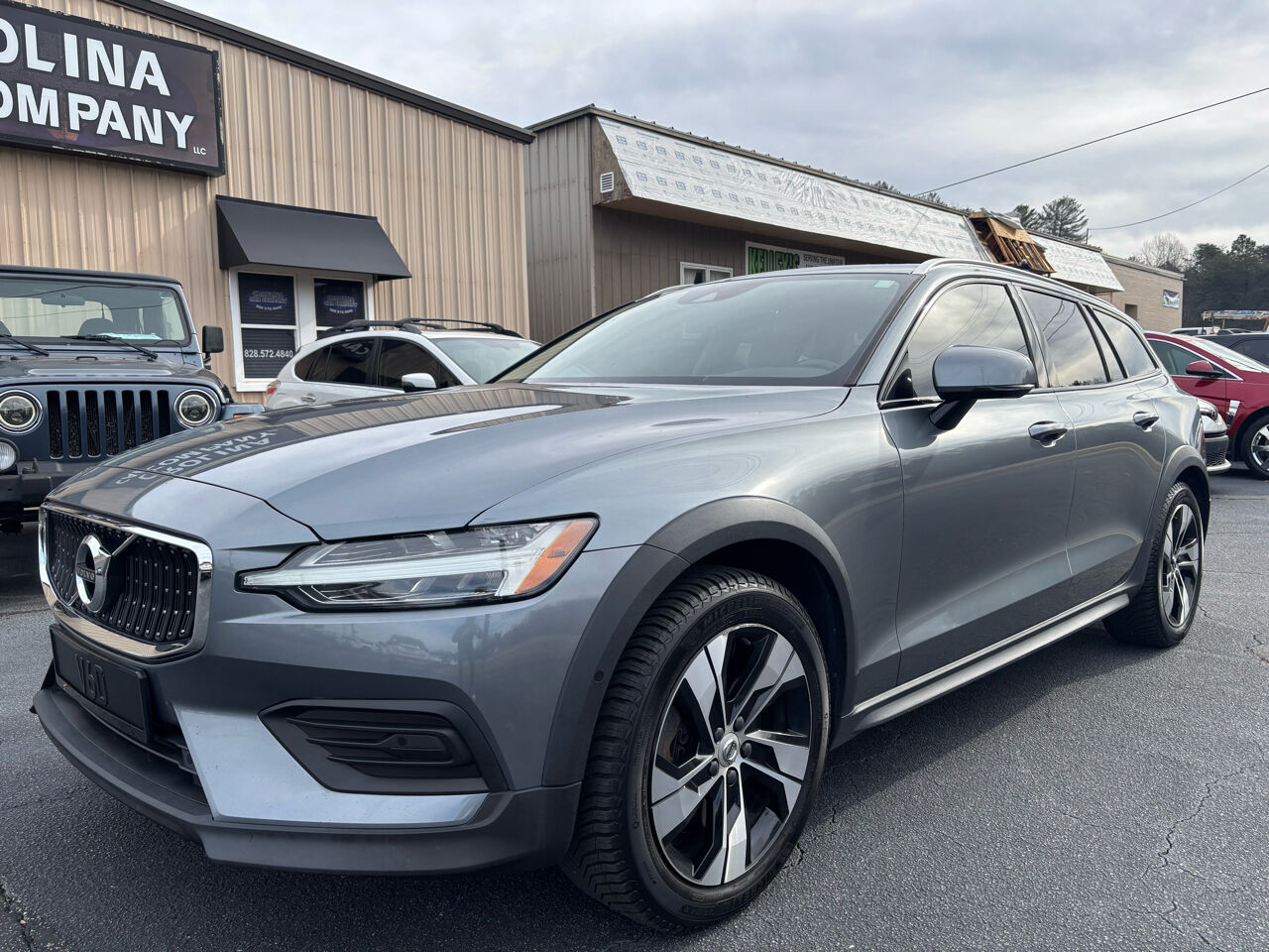 2020 VOLVO V60CC