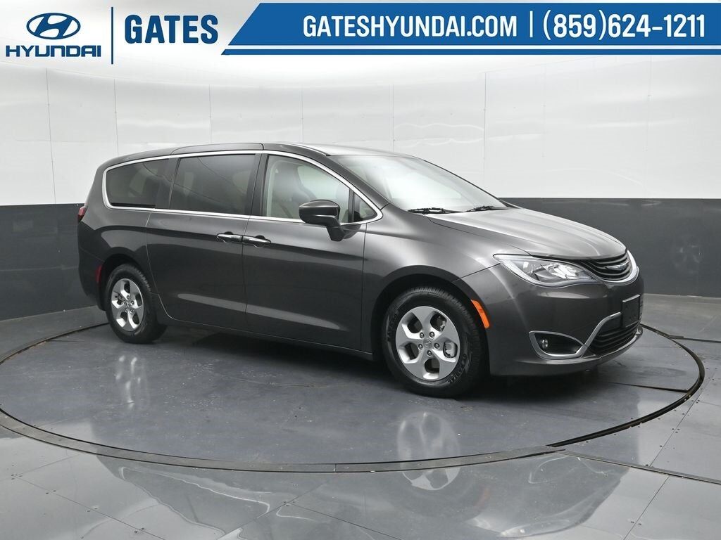 Chrysler Pacifica