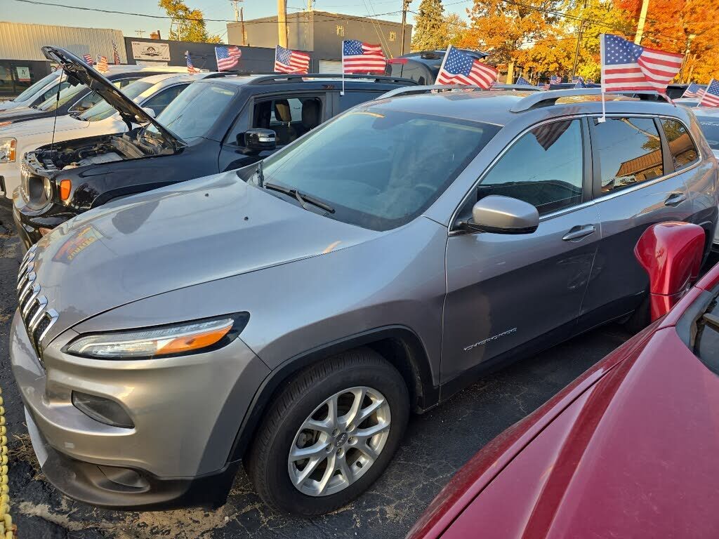 2017 JEEP Cherokee