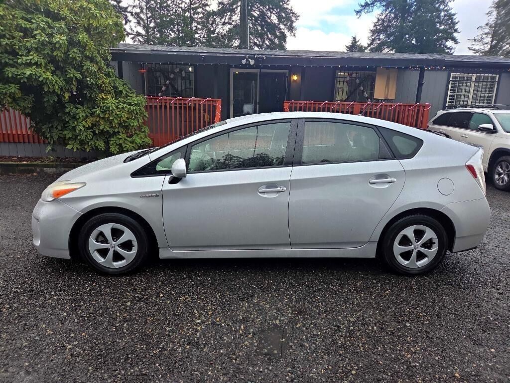 2013 TOYOTA PRIUS