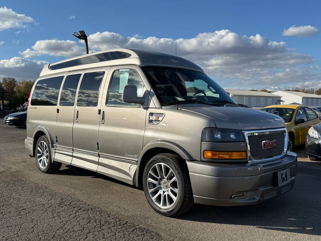 2020 GMC Savana