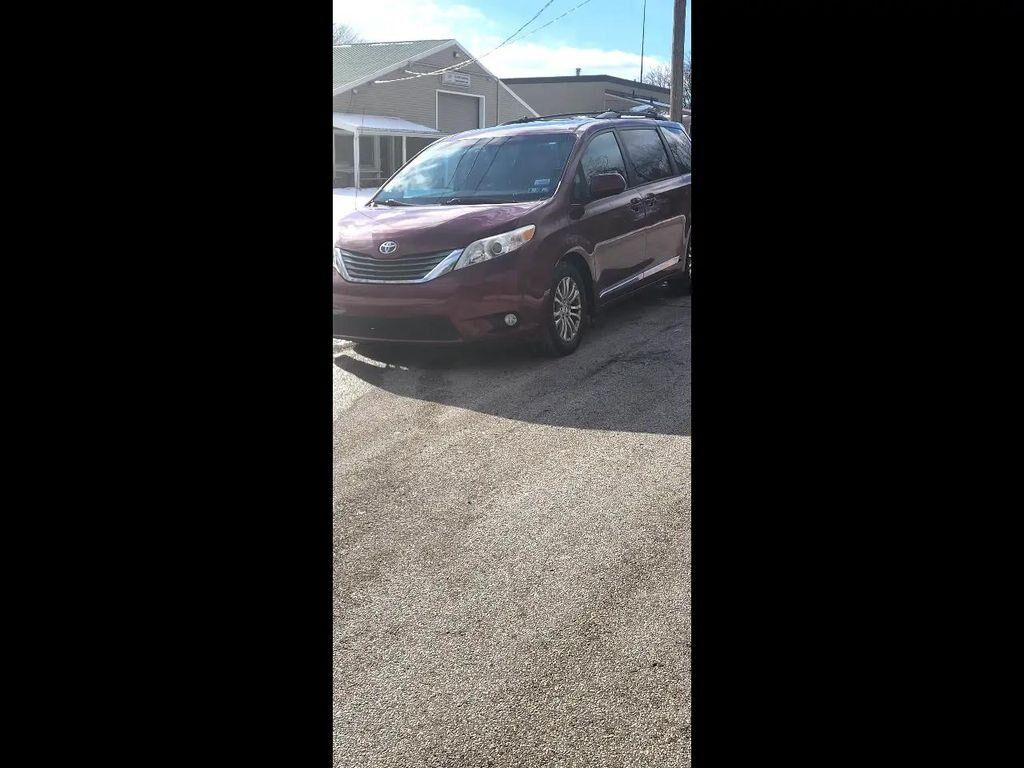 Toyota Sienna