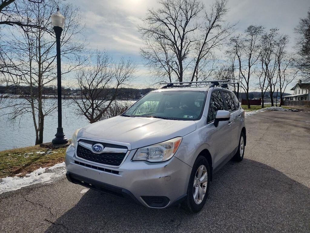 2014 SUBARU Forester