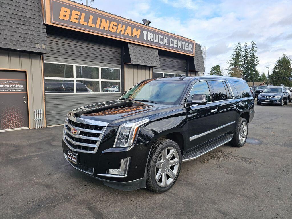 2018 CADILLAC Escalade ESV