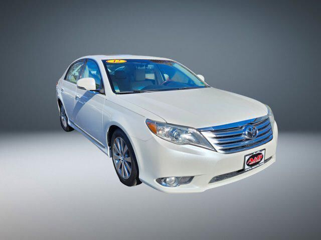 2012 TOYOTA Avalon