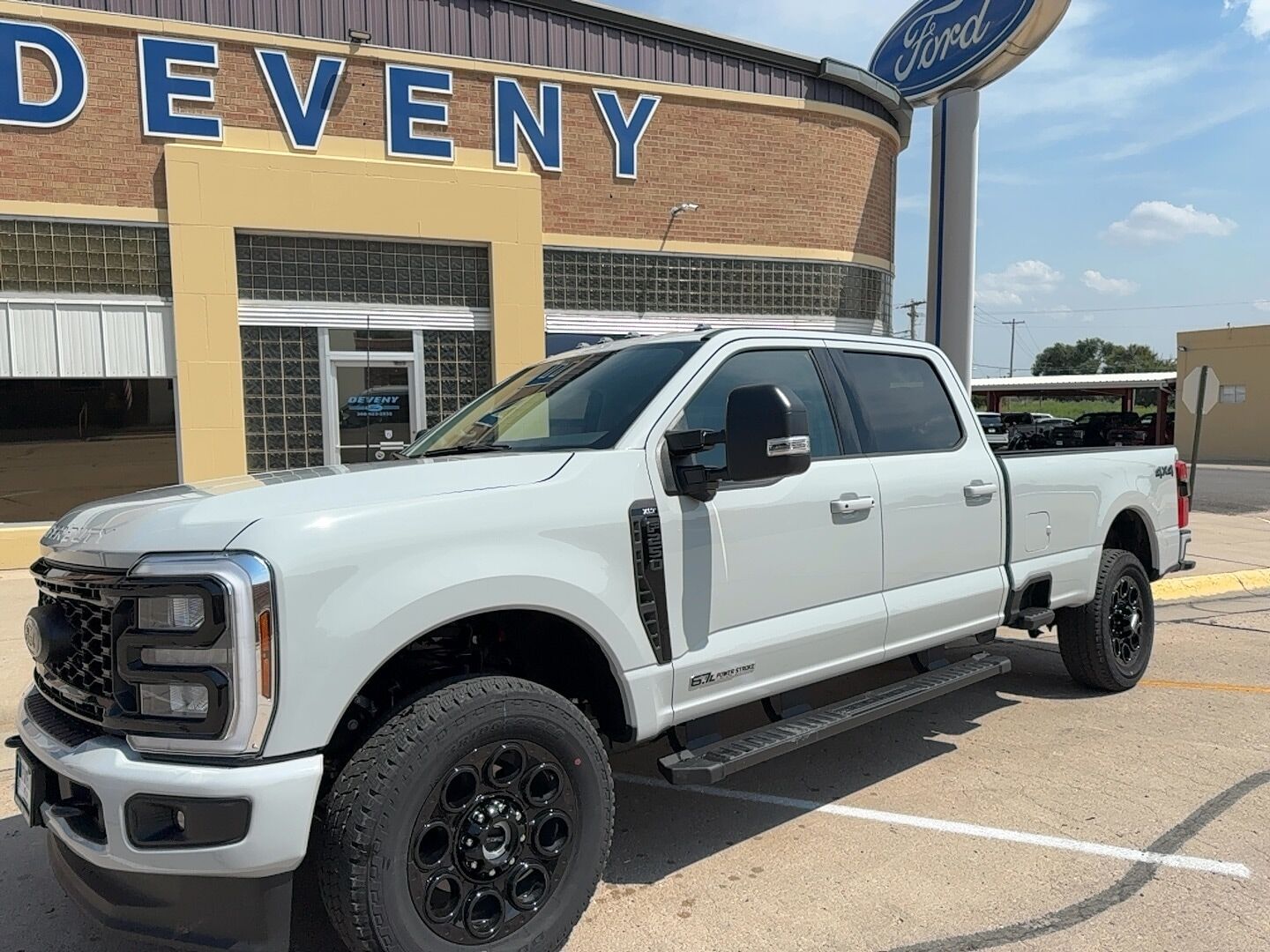 2025 FORD F-250