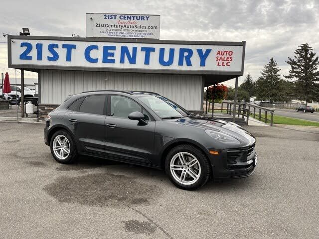 2023 PORSCHE Macan