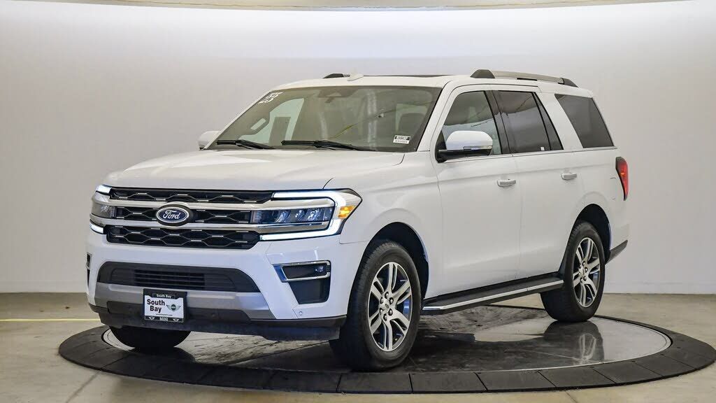 2023 FORD Expedition