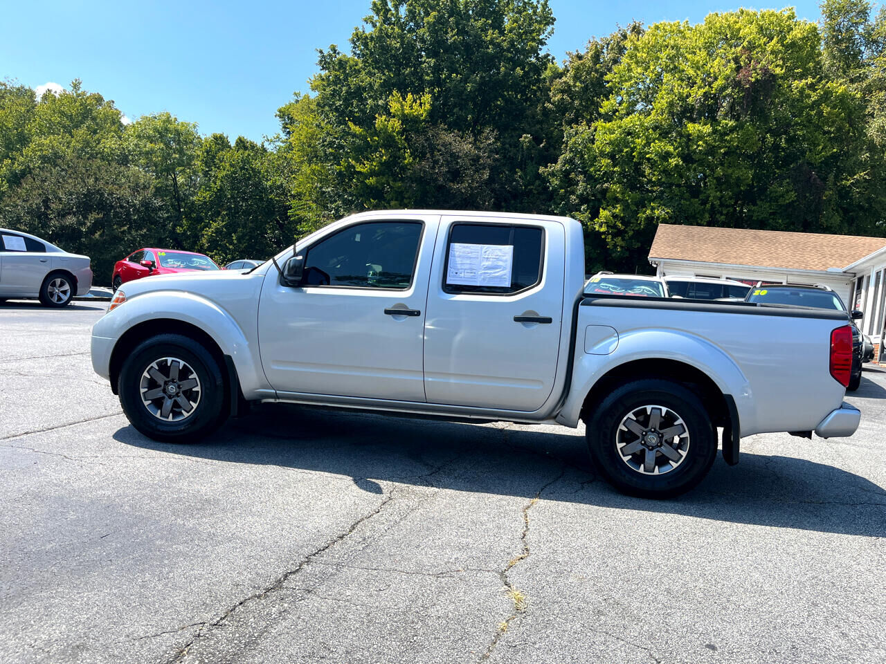 2017 NISSAN Frontier