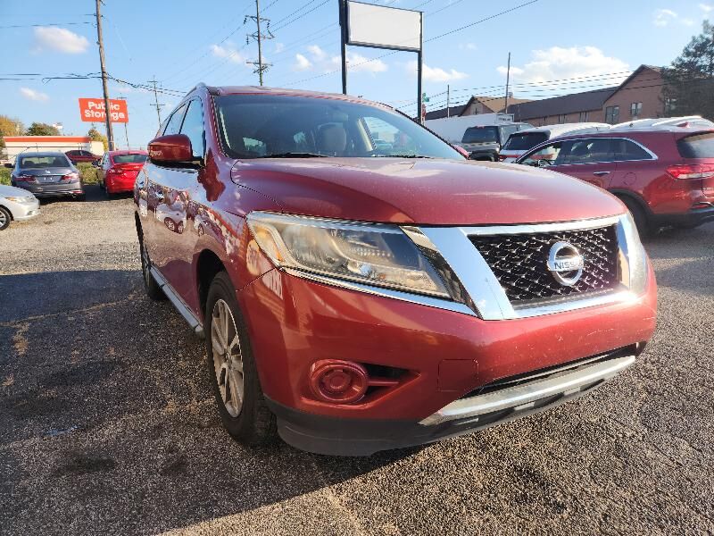 2016 NISSAN Pathfinder